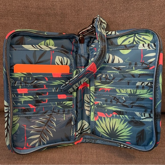 NEW Lug Tandem Zip SE RFID Wallet - Flamingo Blue - Picture 5 of 9